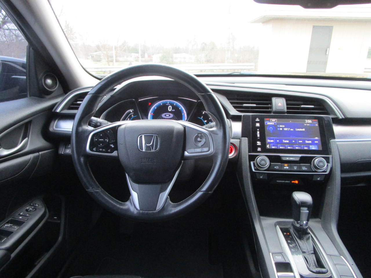 Honda Civic Sedan 4dr CVT Touring 2016