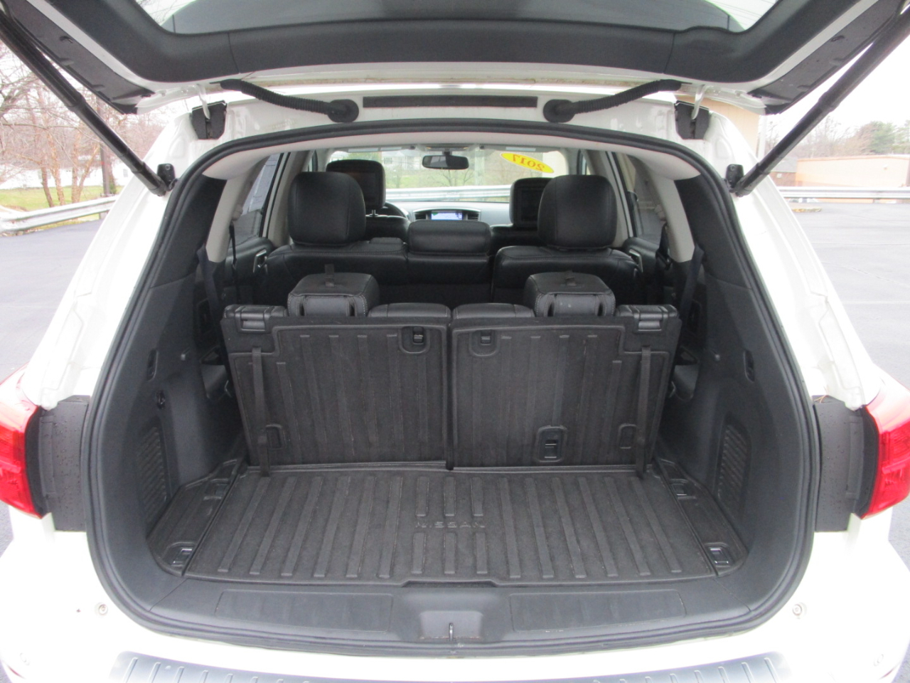 Nissan Pathfinder 4x4 Platinum 2017