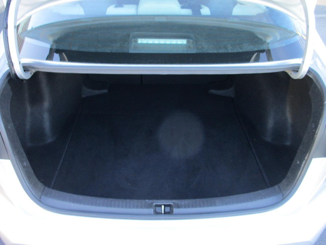 Toyota Corolla LE CVT (Natl) 2020