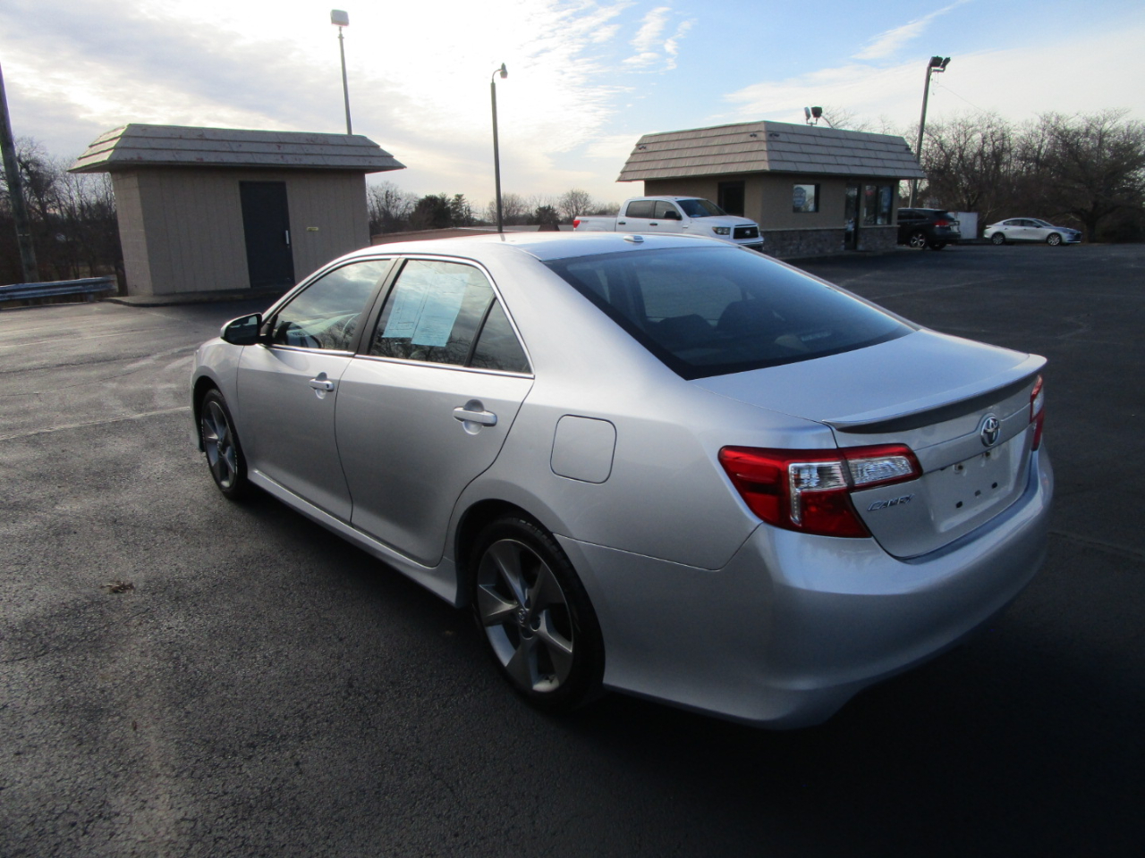 Toyota Camry 2014.5 4dr Sdn I4 Auto SE Sport (Natl) 2014