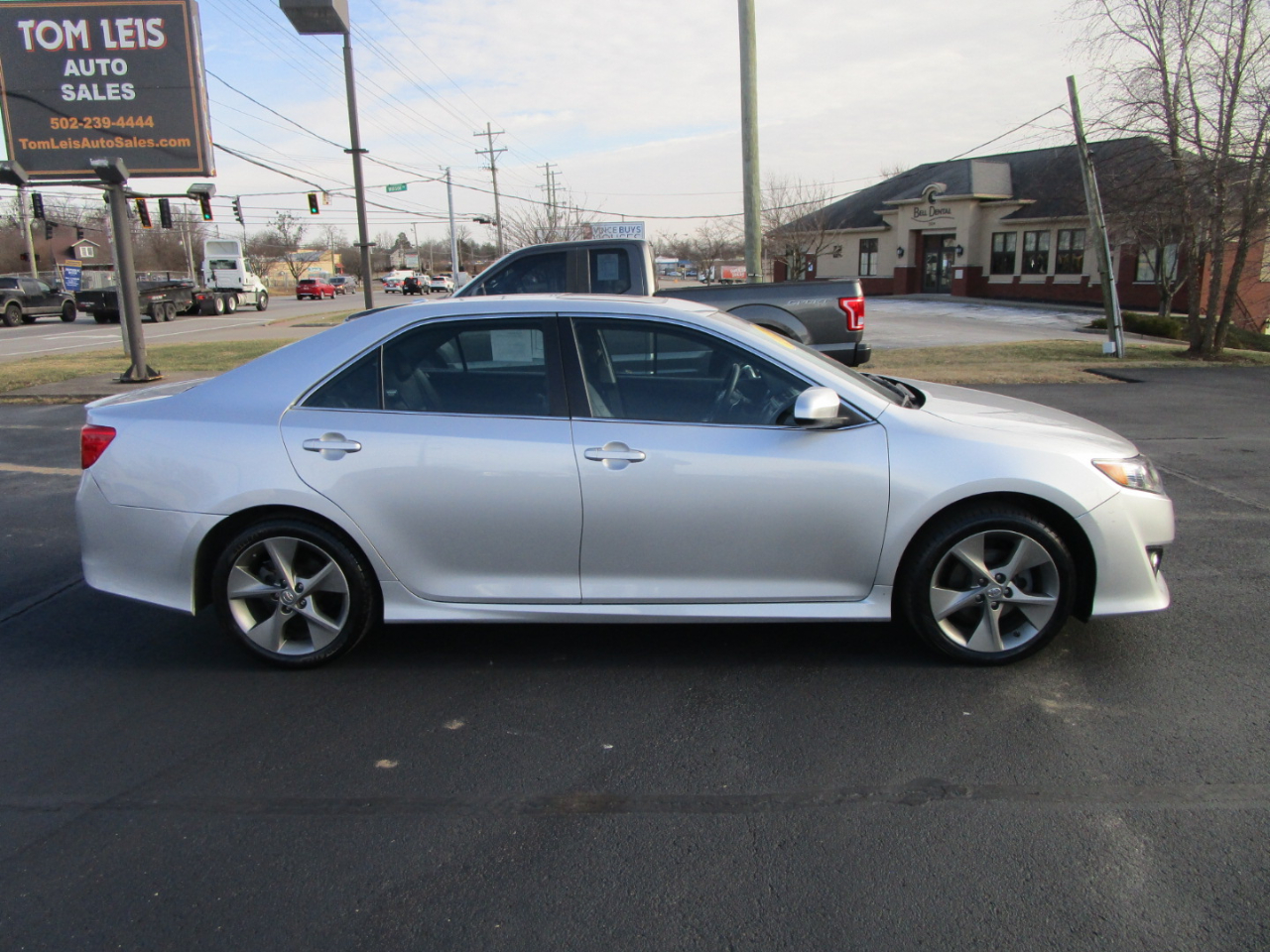 Toyota Camry 2014.5 4dr Sdn I4 Auto SE Sport (Natl) 2014