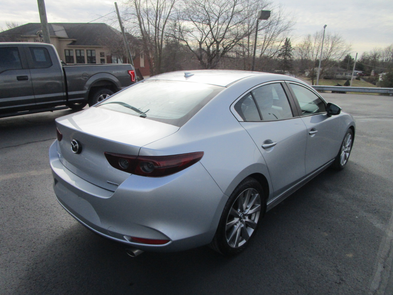 Mazda Mazda3 Sedan FWD w/Preferred Pkg 2019