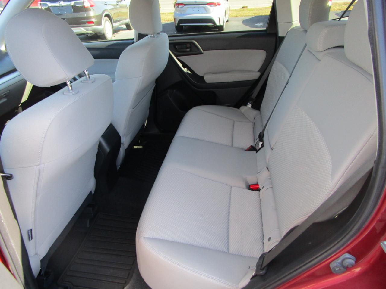 Subaru Forester 4dr CVT 2.5i Premium PZEV 2015