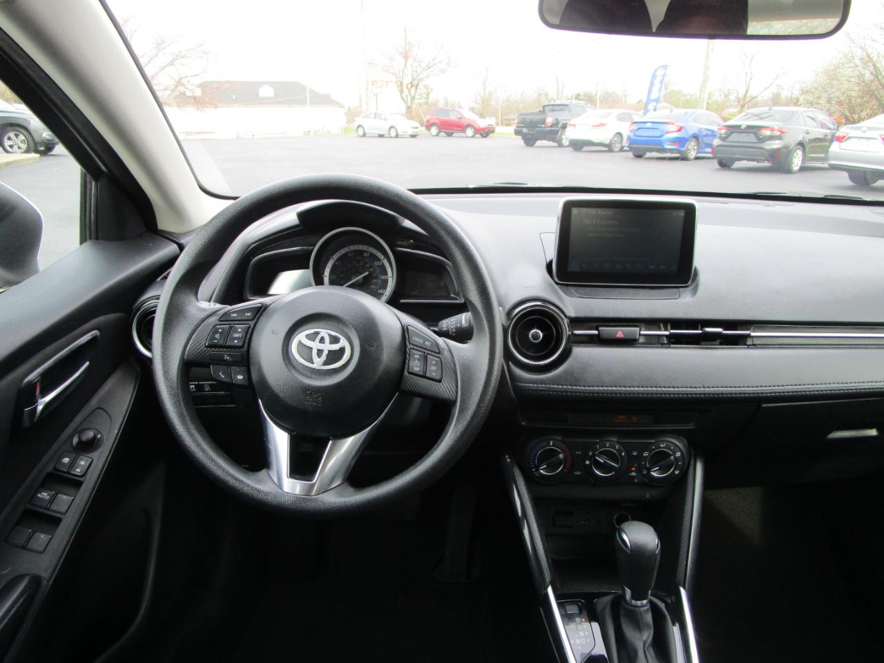 Toyota Yaris iA Auto (Natl) 2018