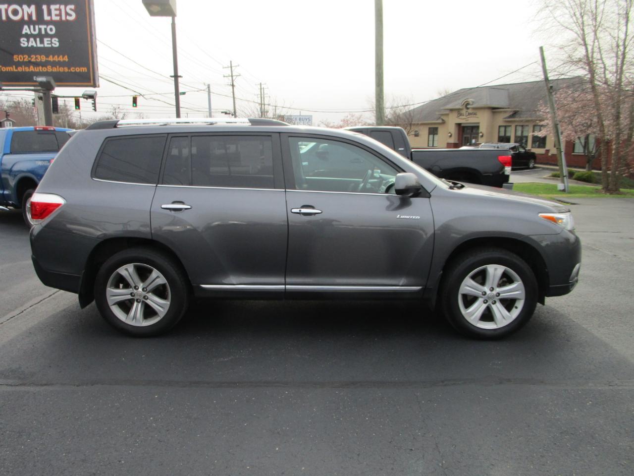 Toyota Highlander 4WD 4dr V6 Limited (Natl) 2013