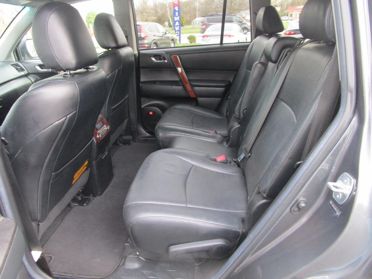 Toyota Highlander 4WD 4dr V6 Limited (Natl) 2013