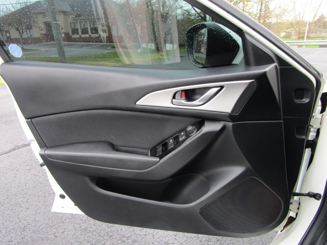 Mazda Mazda3 5-Door Sport Auto 2018