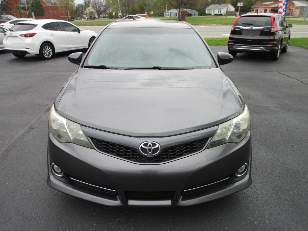 Toyota Camry 4dr Sdn I4 Auto SE Sport Limited Edition (Natl) 2012
