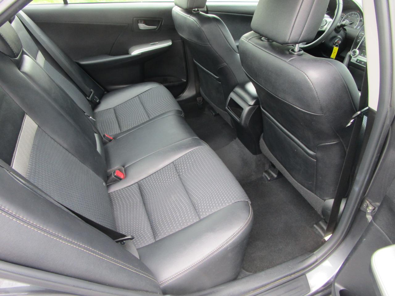 Toyota Camry 4dr Sdn I4 Auto SE Sport Limited Edition (Natl) 2012