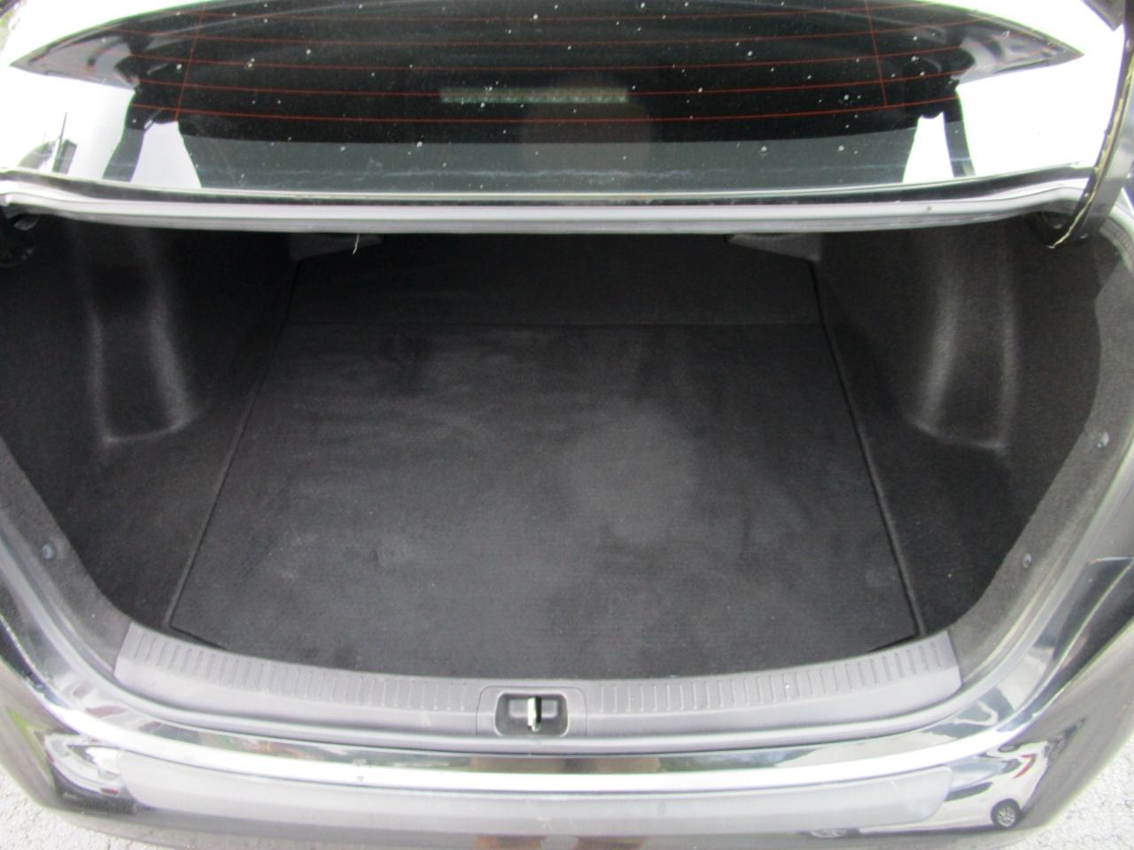 Toyota Corolla LE CVT (Natl) 2022