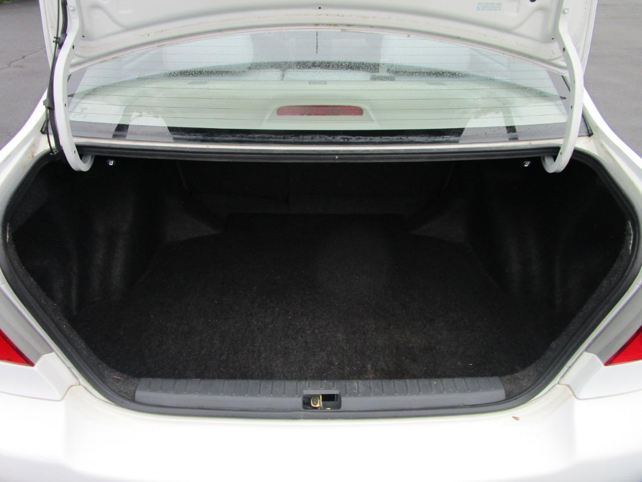 Toyota Corolla 4dr Sdn CE Auto (Natl) 2004