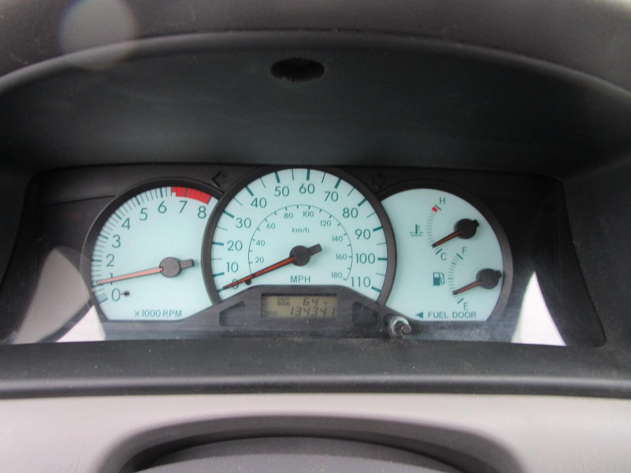 Toyota Corolla 4dr Sdn CE Auto (Natl) 2004