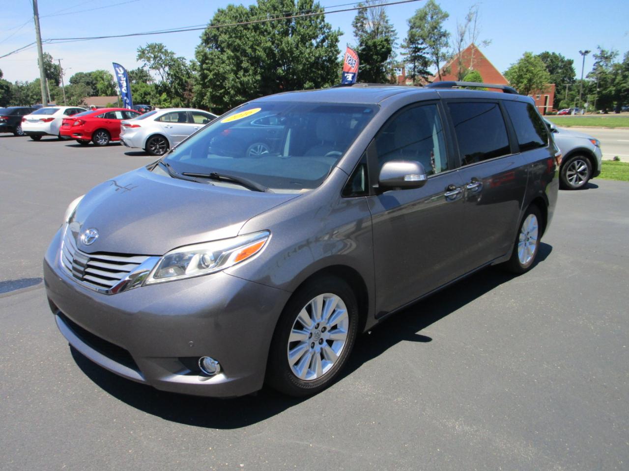 Toyota Sienna 5dr 7-Pass Van XLE Ltd FWD (Natl) 2016