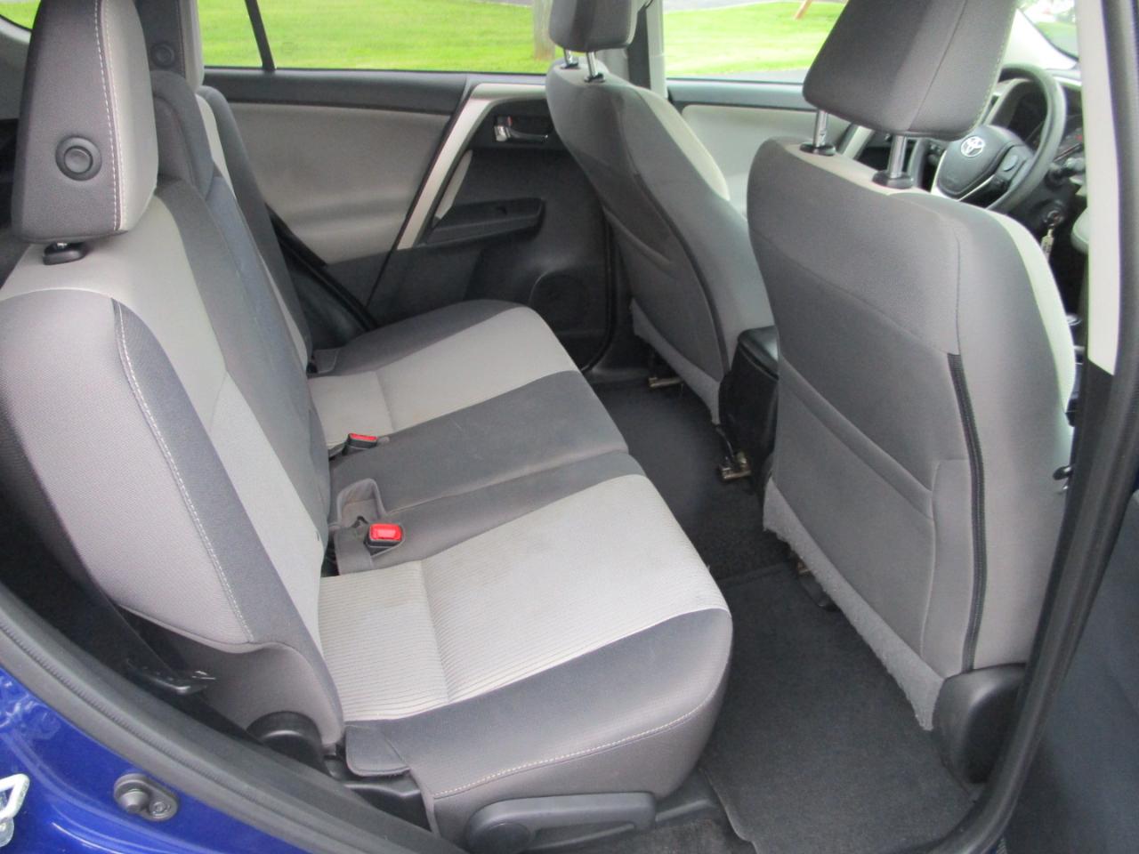 Toyota RAV4 FWD 4dr XLE (Natl) 2014
