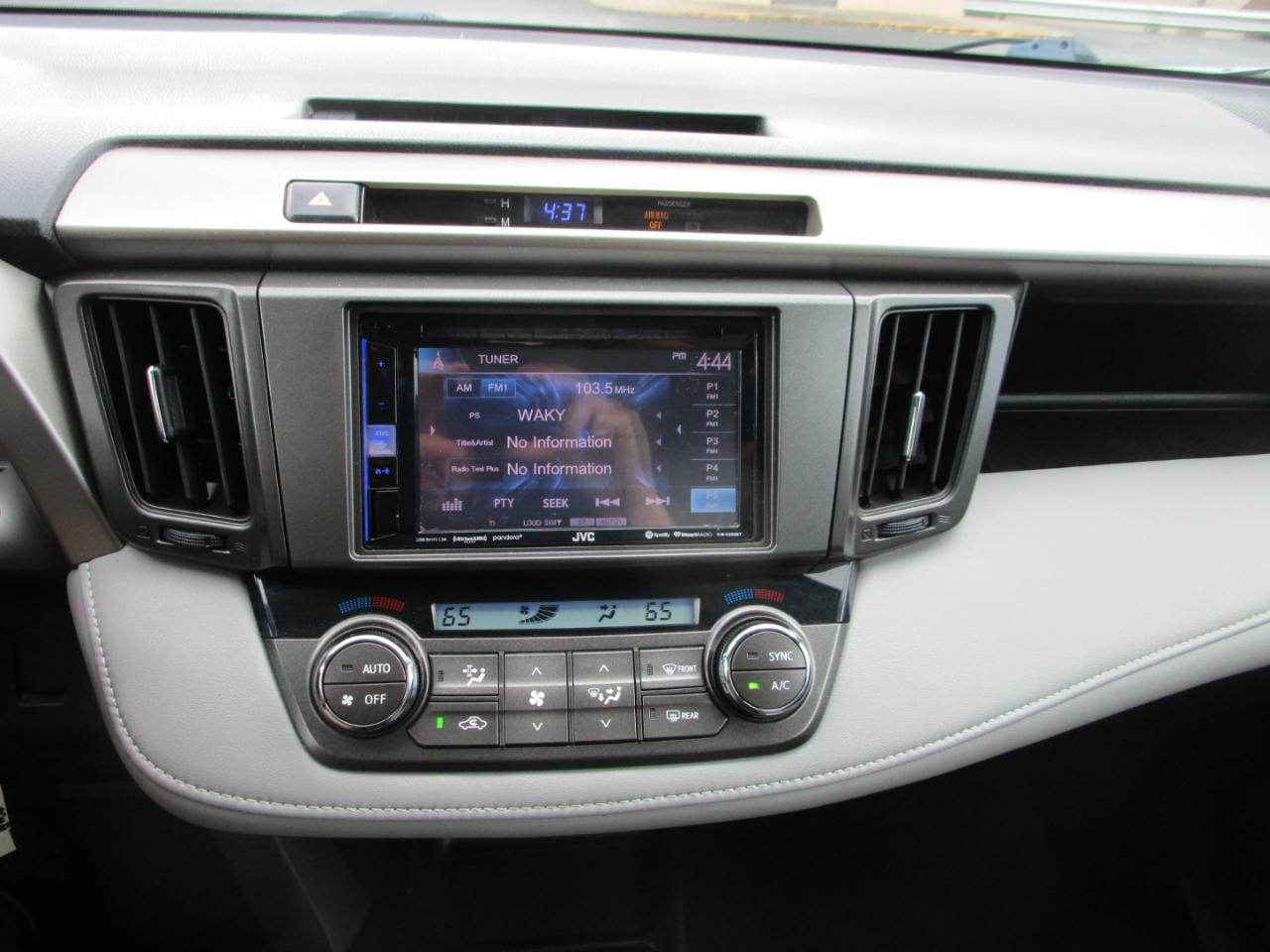 Toyota RAV4 FWD 4dr XLE (Natl) 2014