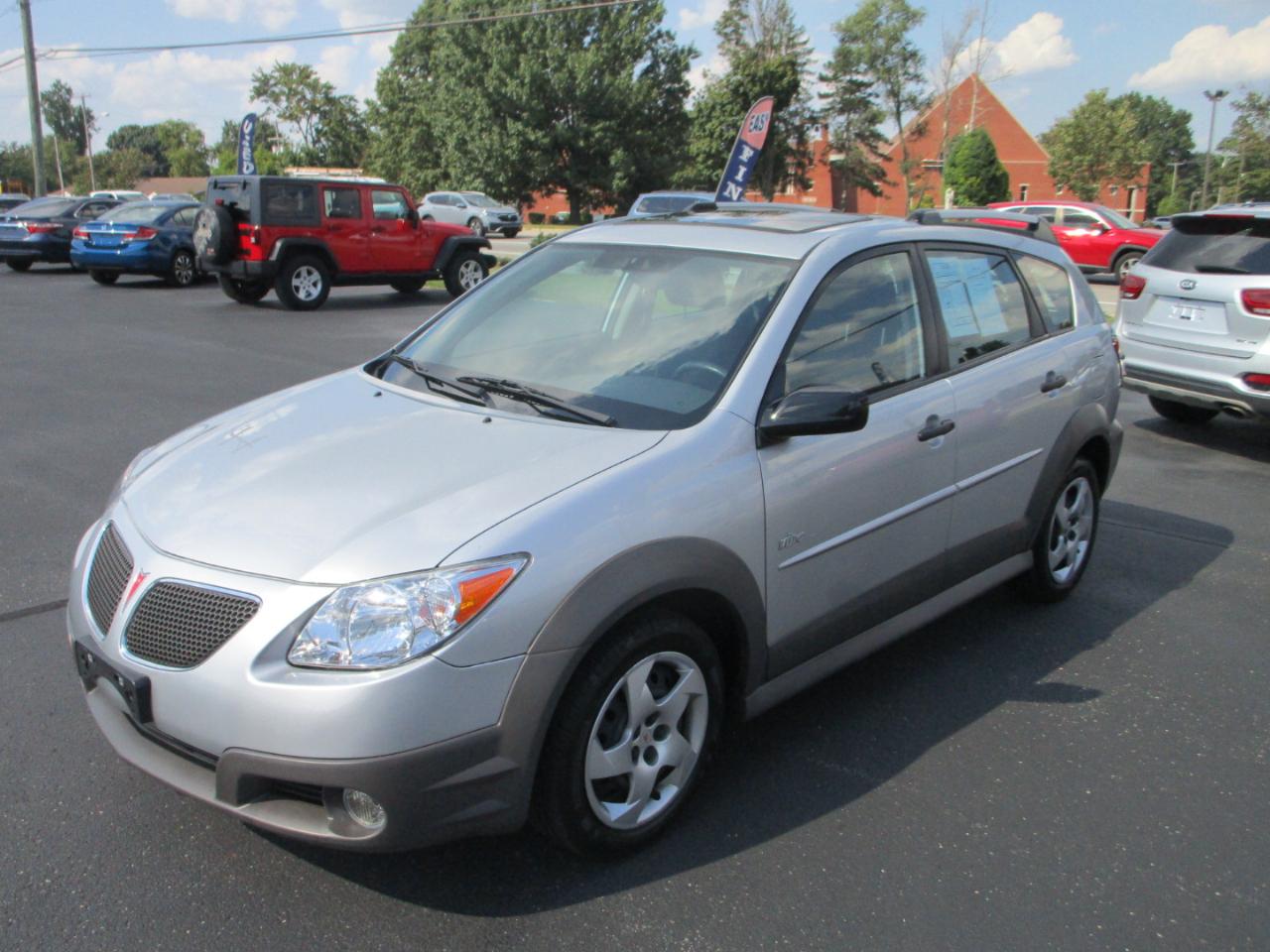Pontiac Vibe 4dr HB 2008