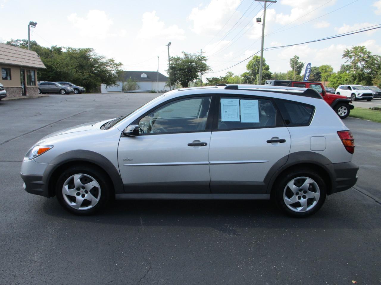 Pontiac Vibe 4dr HB 2008