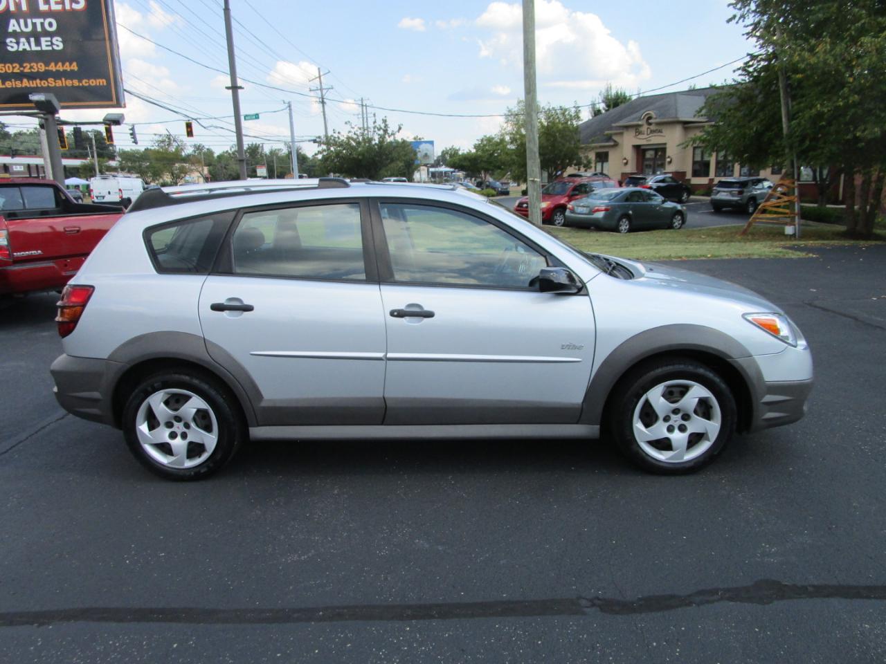 Pontiac Vibe 4dr HB 2008