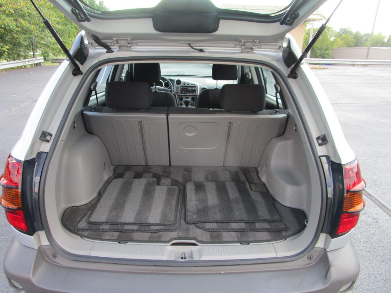 Pontiac Vibe 4dr HB 2008