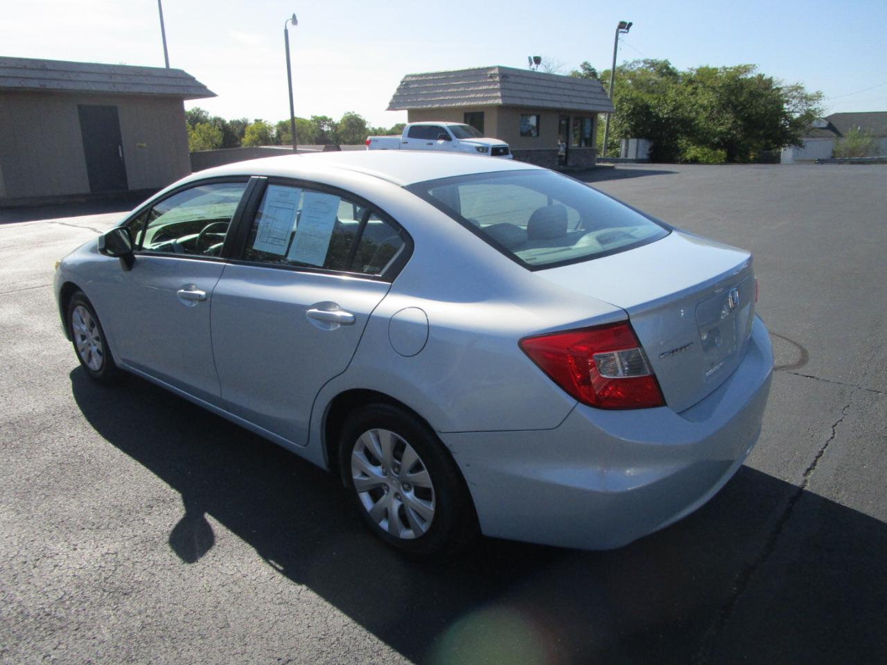 Honda Civic Sdn 4dr Auto LX 2012