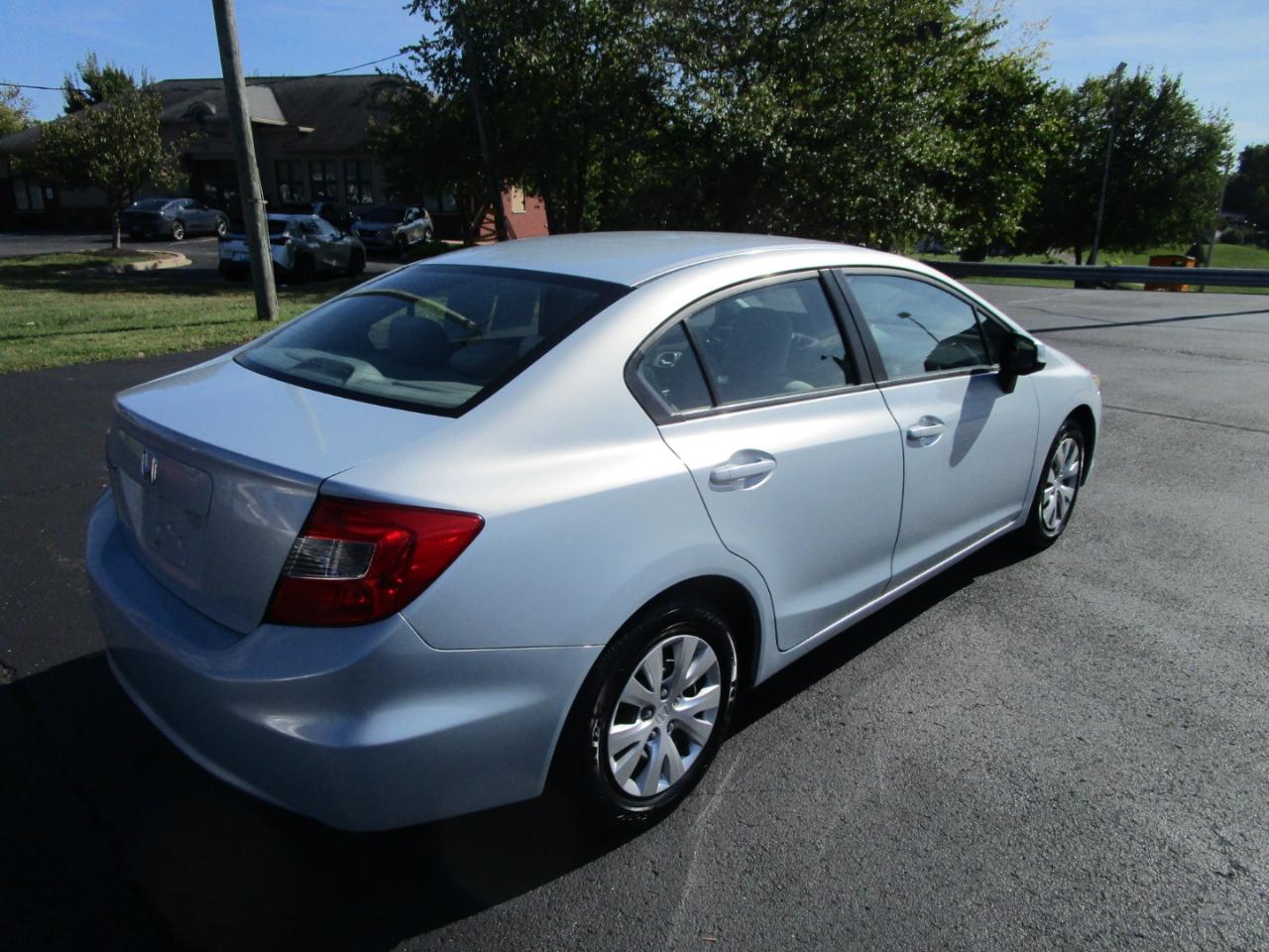 Honda Civic Sdn 4dr Auto LX 2012