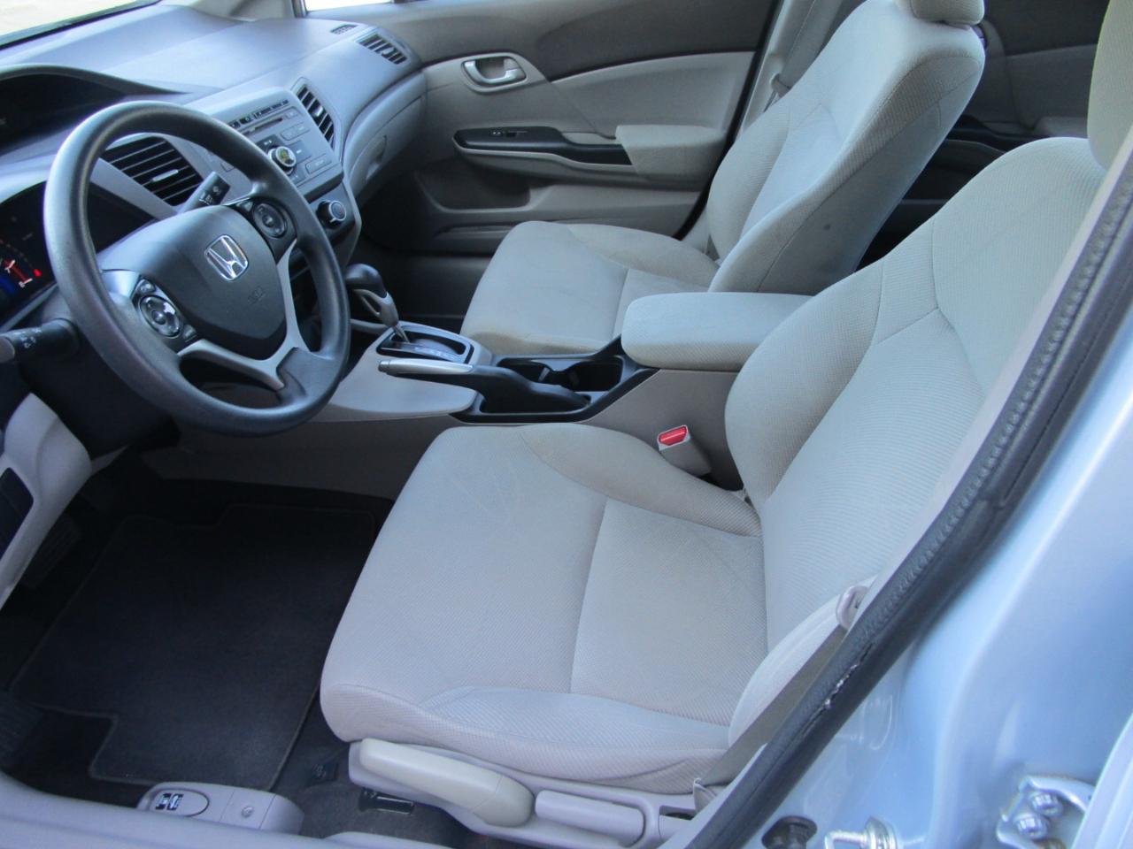 Honda Civic Sdn 4dr Auto LX 2012