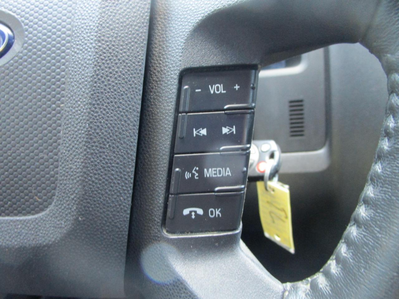 Ford Escape FWD 4dr Limited 2010