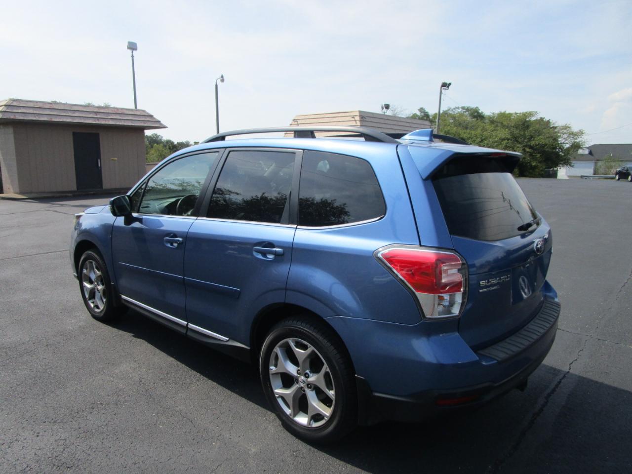 Subaru Forester 2.5i Touring CVT 2017