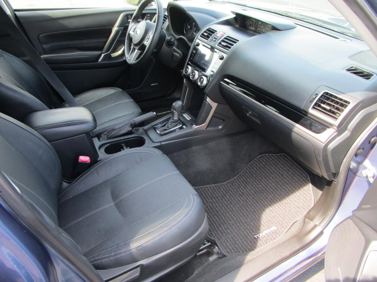 Subaru Forester 2.5i Touring CVT 2017