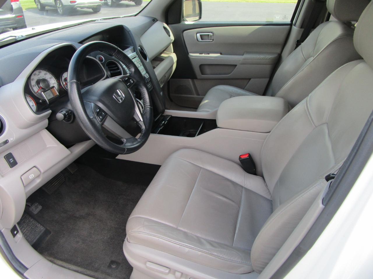 Honda Pilot 2WD 4dr EX-L 2011