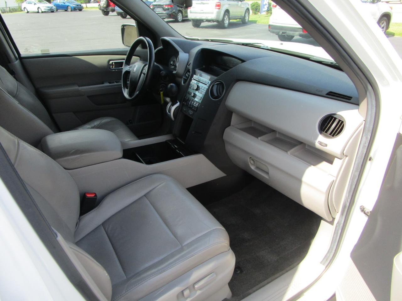 Honda Pilot 2WD 4dr EX-L 2011