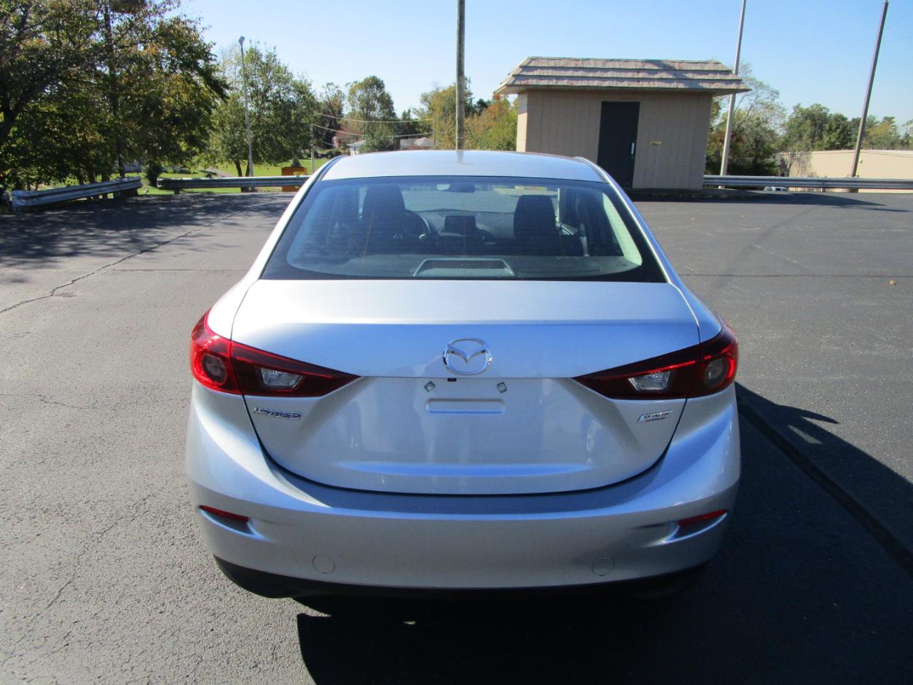 Mazda Mazda3 4-Door Sport Auto 2018