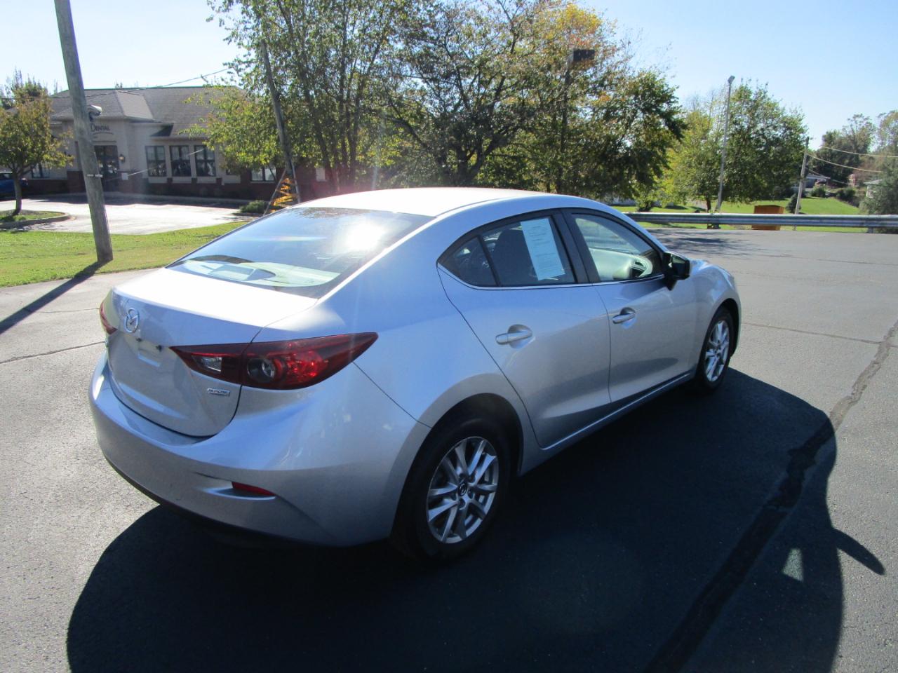 Mazda Mazda3 4-Door Sport Auto 2018