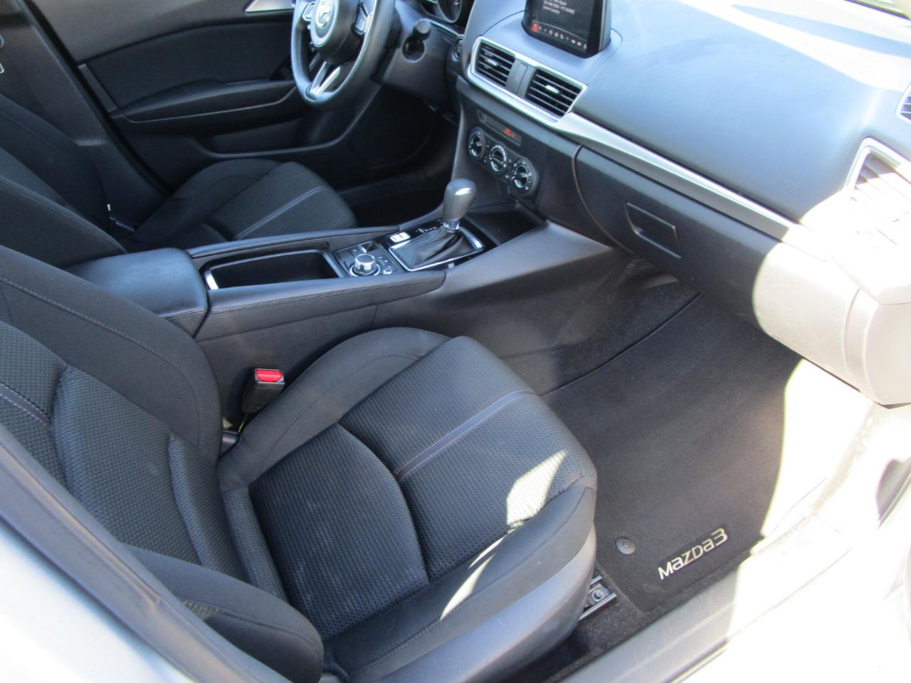 Mazda Mazda3 4-Door Sport Auto 2018