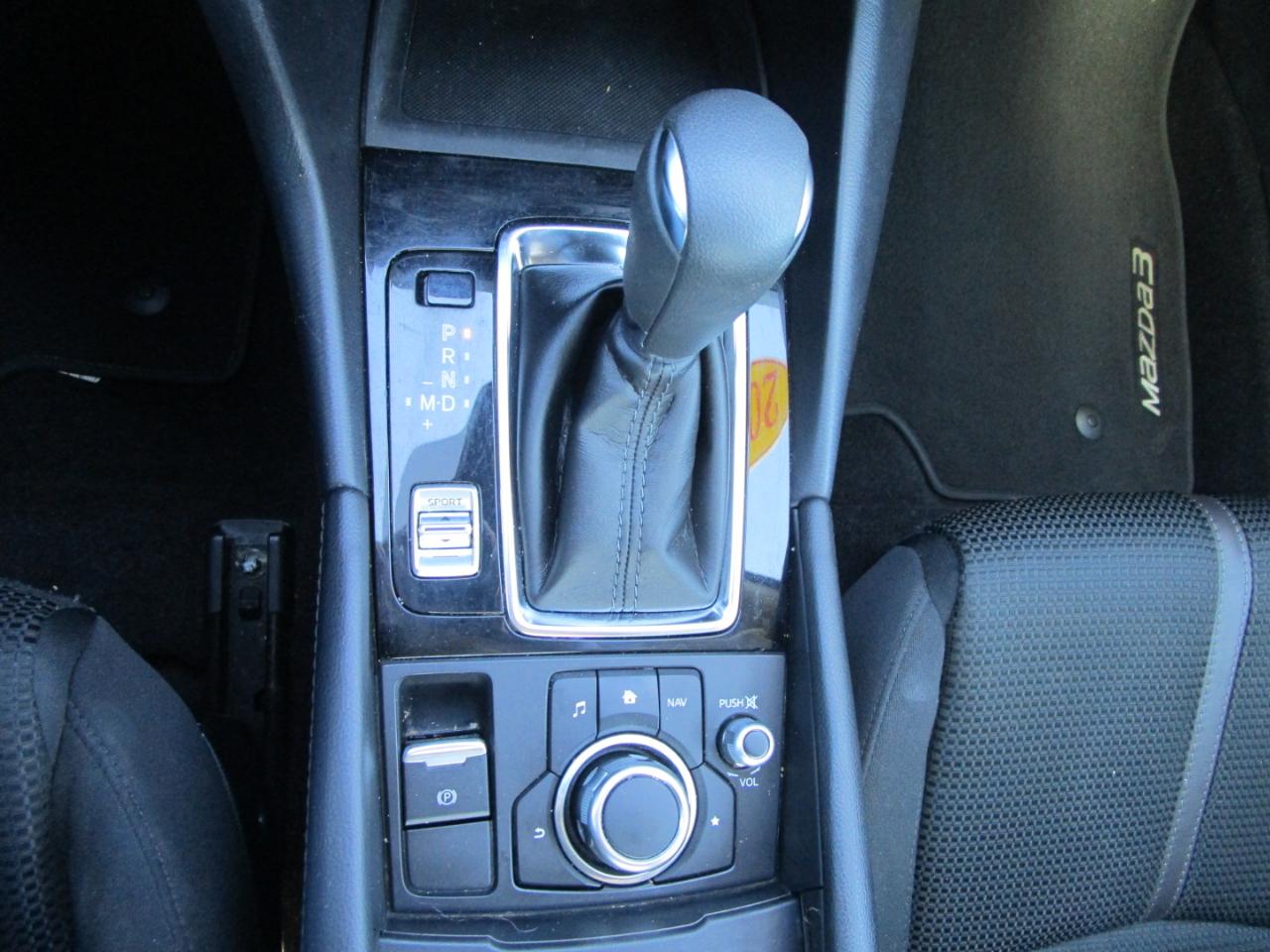 Mazda Mazda3 4-Door Sport Auto 2018
