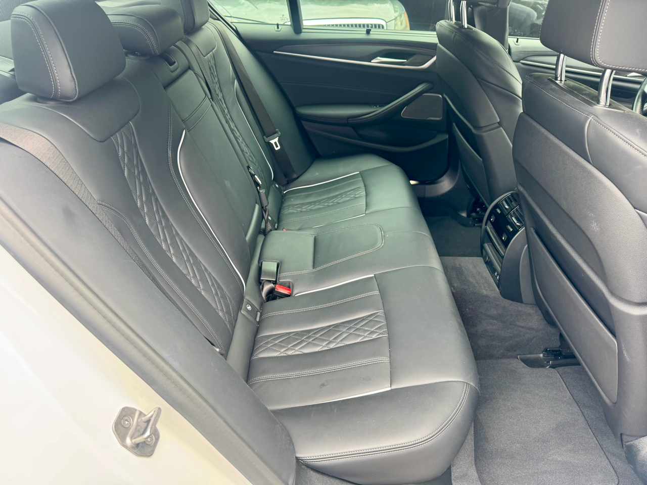 BMW 5-Series M550i xDrive 2021 BMW 5-Series M550i xDrive 2021