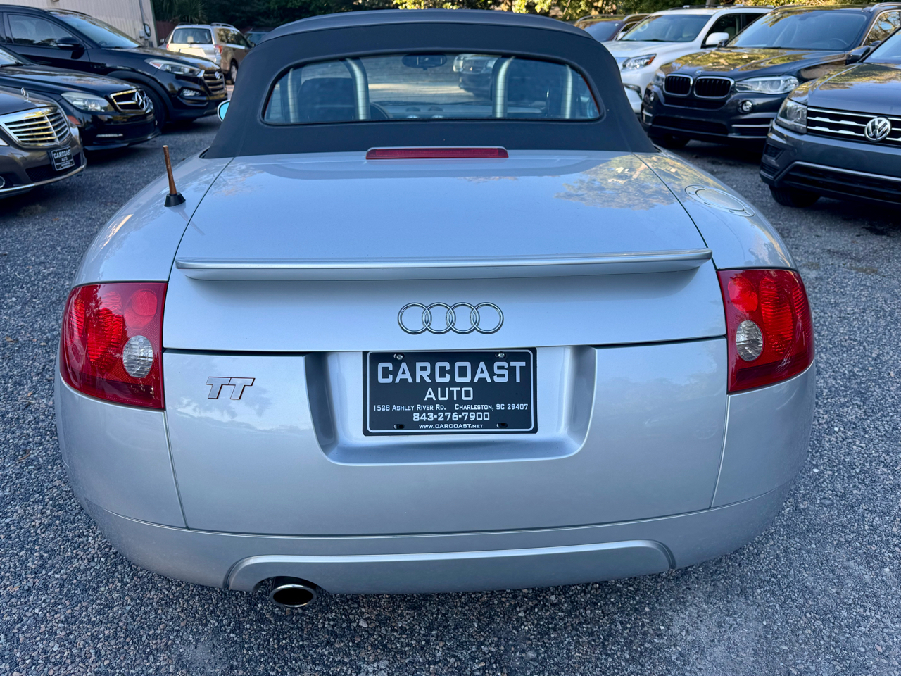 2001 Audi TT Roadster photo 2