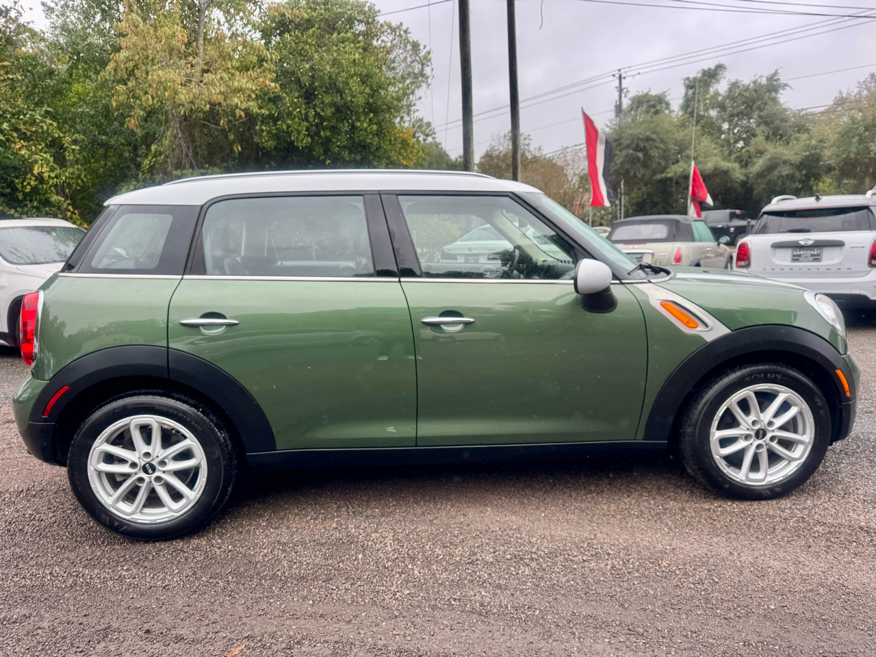 MINI Countryman Base 2016 MINI Countryman Base 2016