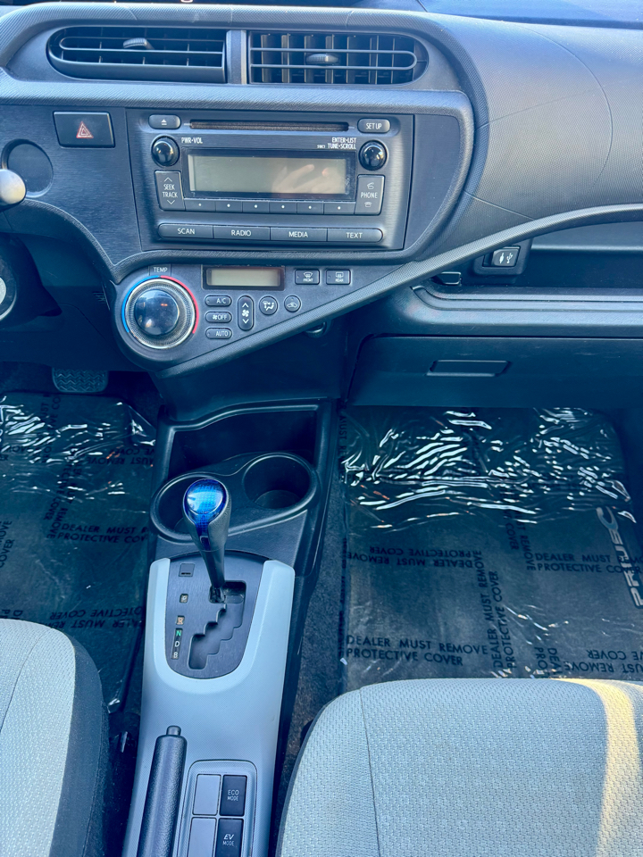 Toyota Prius c Four 2014 Toyota Prius c Four 2014