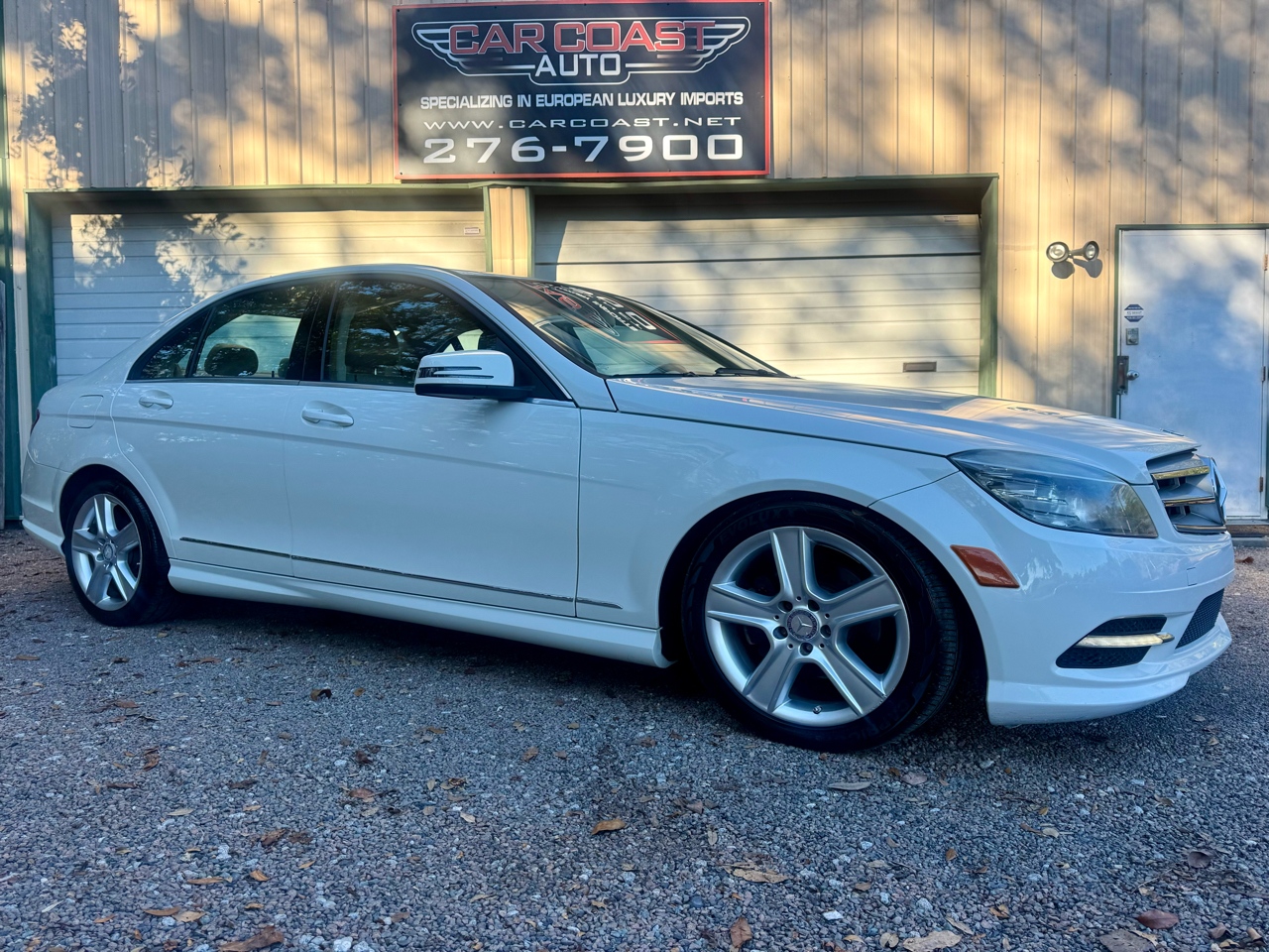 2011 Mercedes-Benz C-Class C300 4MATIC Luxury Sedan