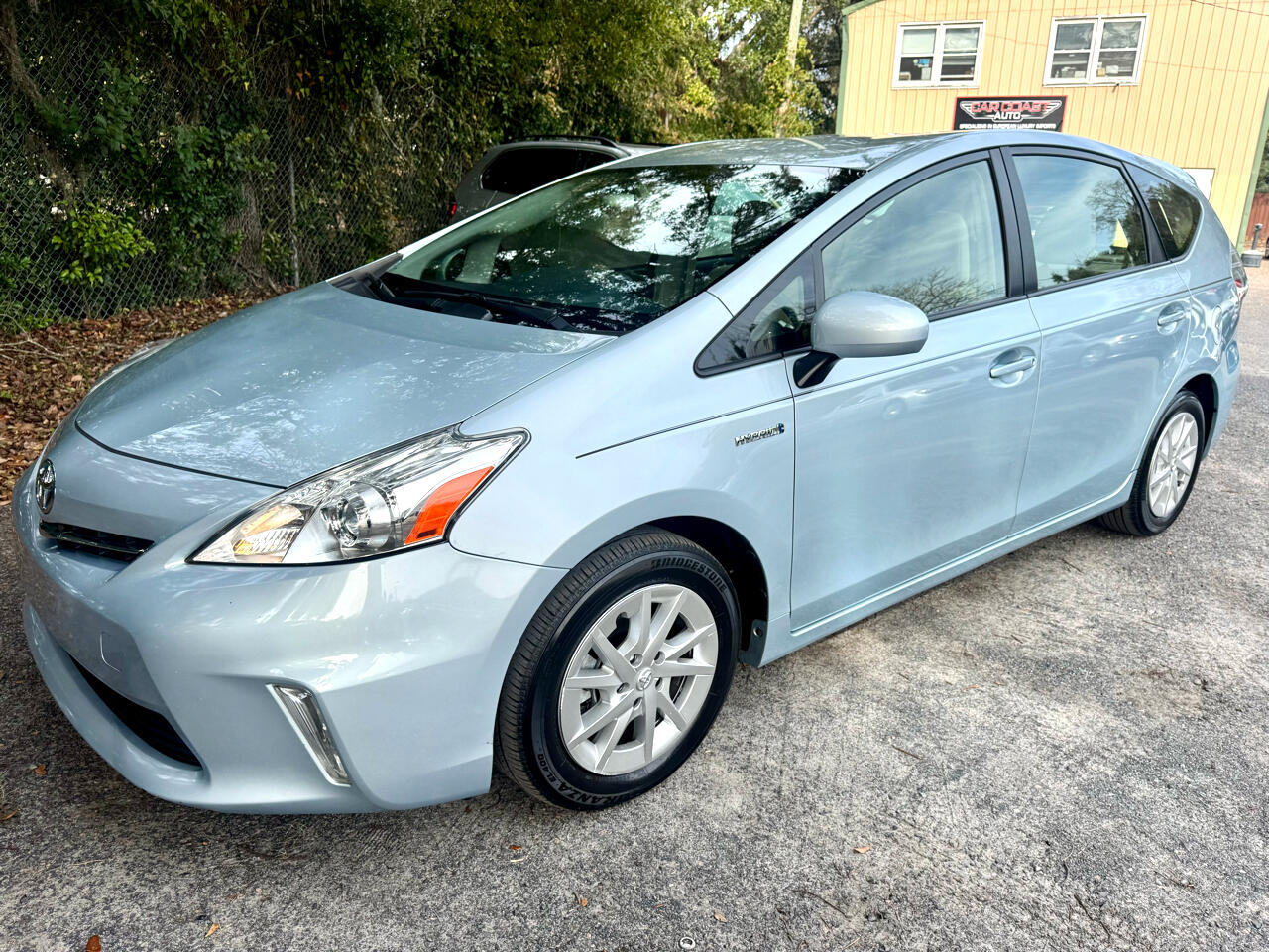 Toyota Prius V Three 2014