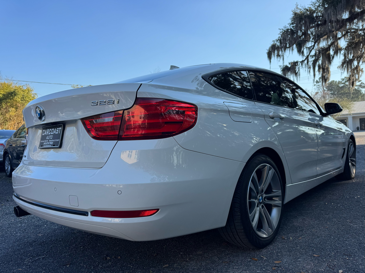BMW 3-Series Gran Turismo 328i xDrive SULEV 2016