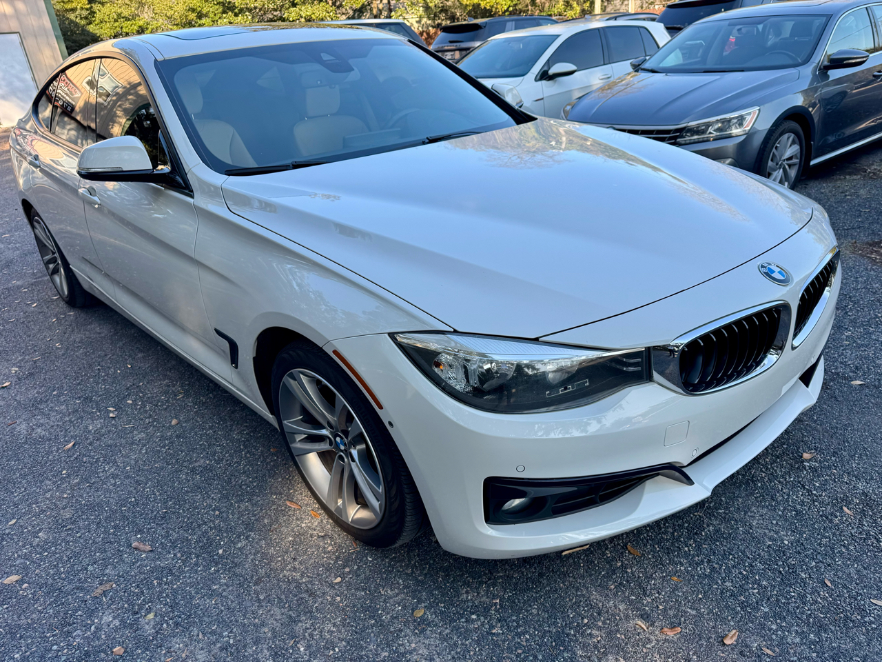 BMW 3-Series Gran Turismo 328i xDrive SULEV 2016