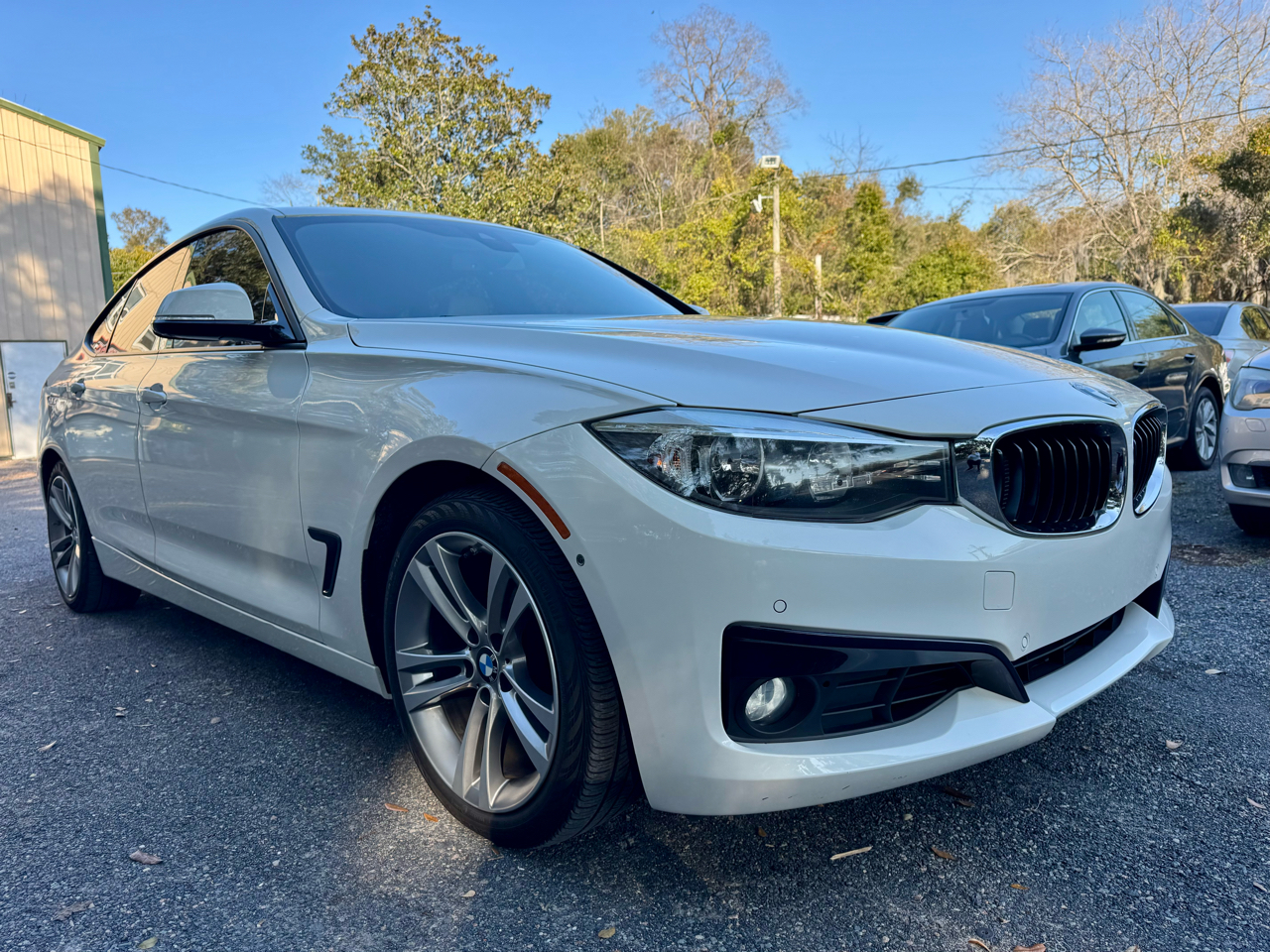 BMW 3-Series Gran Turismo 328i xDrive SULEV 2016