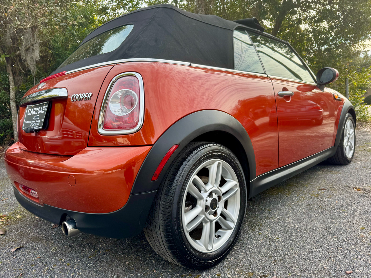 MINI Cooper Convertible 2011