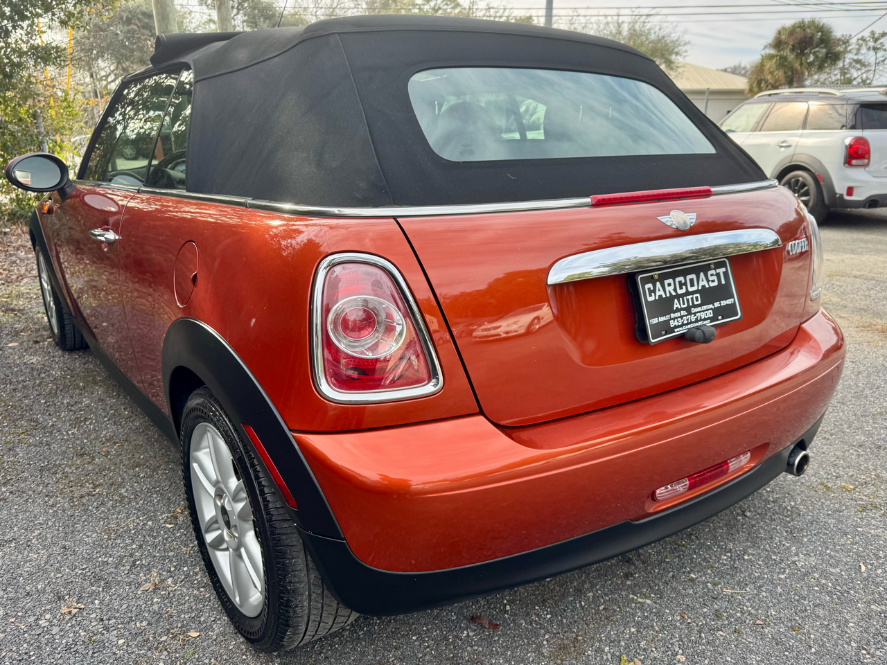 MINI Cooper Convertible 2011
