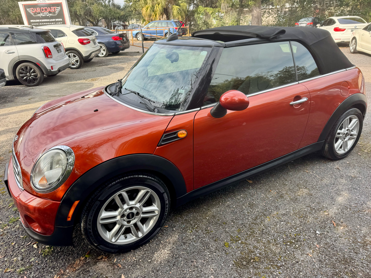 MINI Cooper Convertible 2011