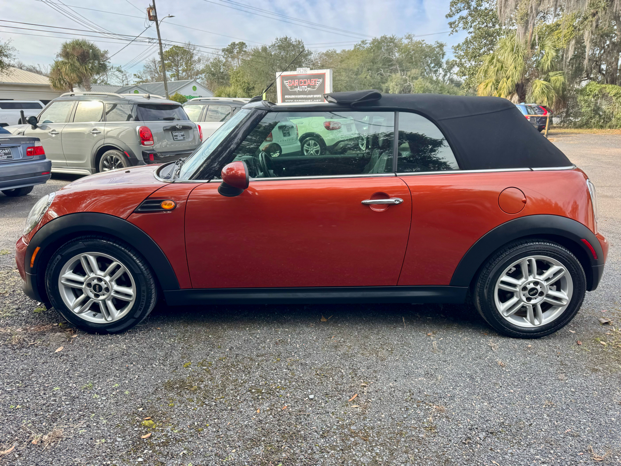 MINI Cooper Convertible 2011