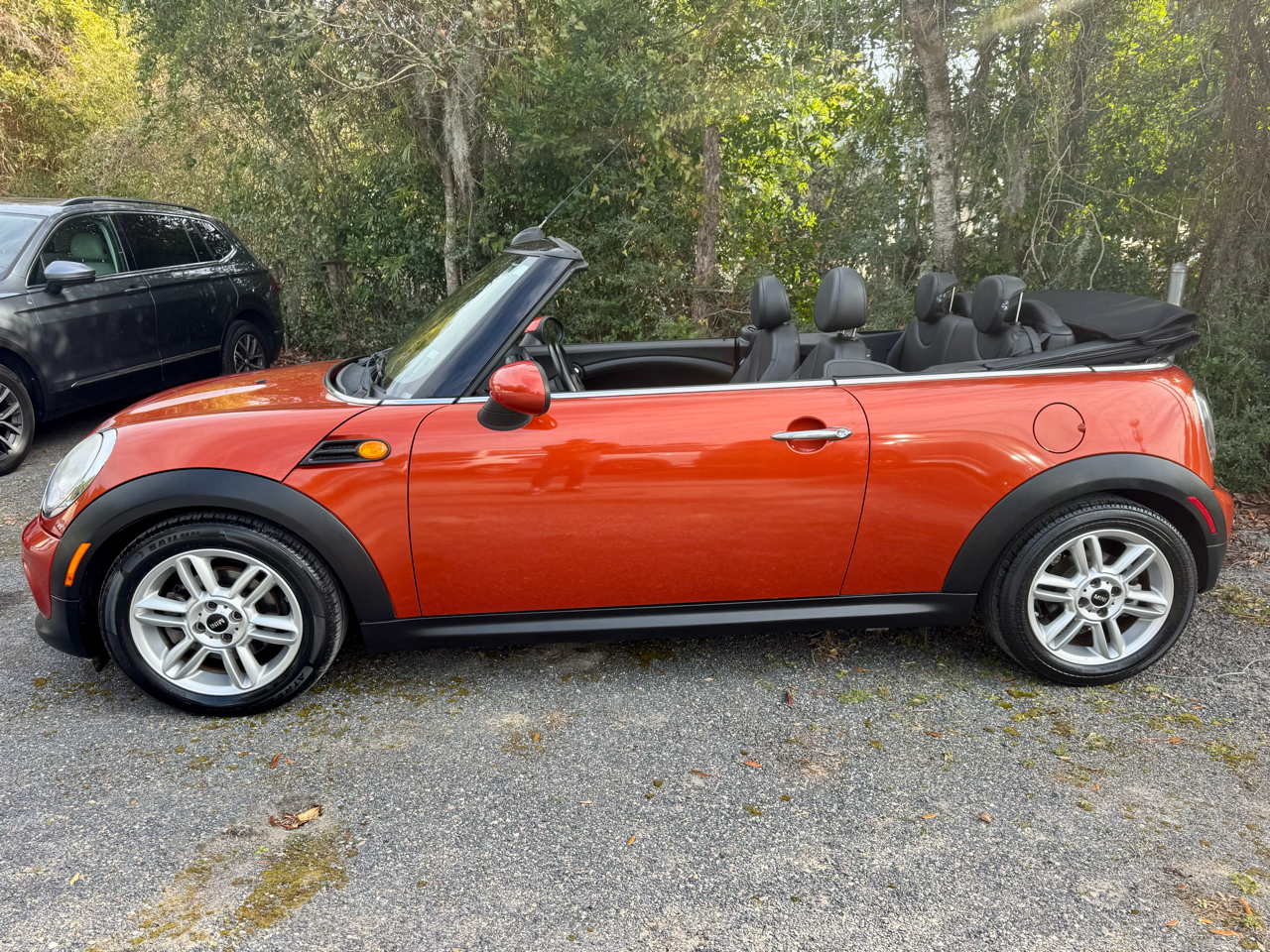 MINI Cooper Convertible 2011