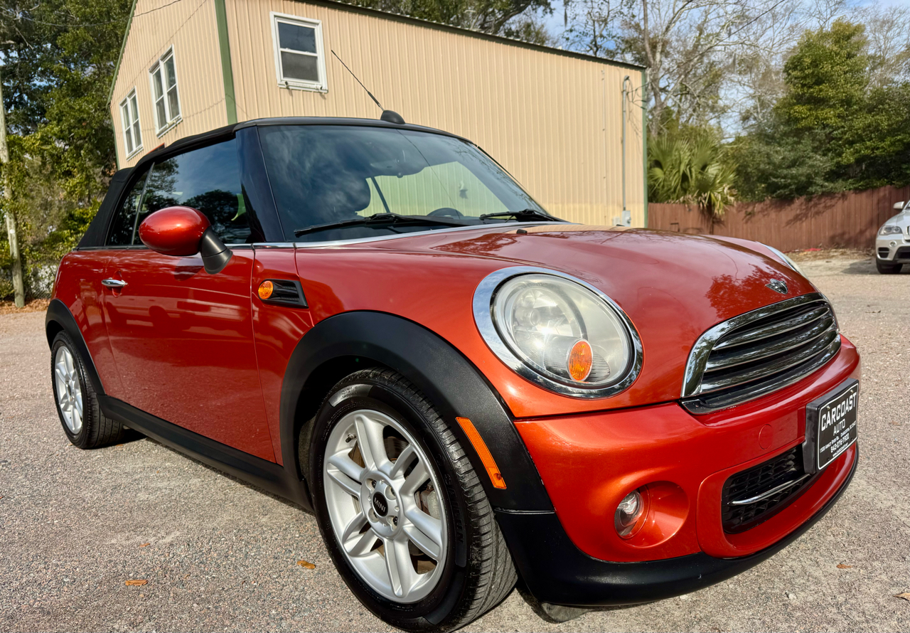 MINI Cooper Convertible 2011